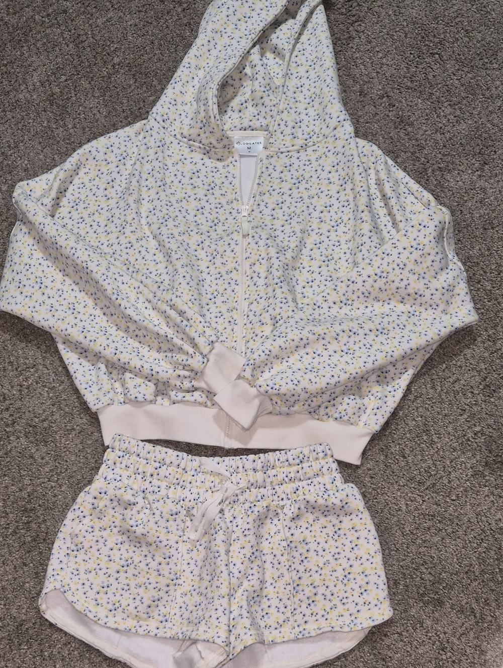 Target Floral Athletic Shorts Set in White, Yellow, Blue